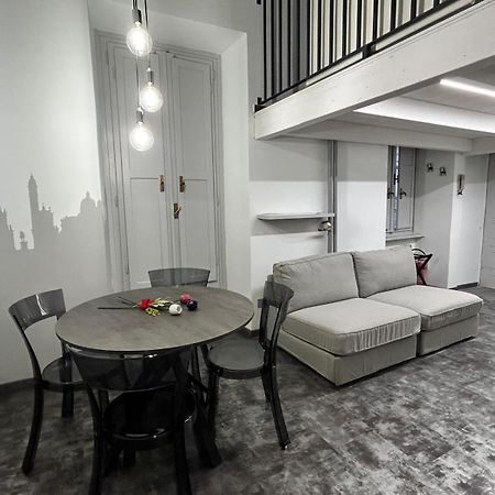 Il Re Apartment Turin Bagian luar foto